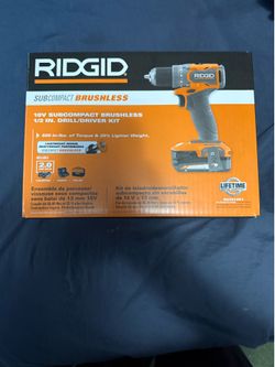 RIDGID 18V SubCompact Brushless Cordless Drill/Driver Kit with 2 Ah Battery and Charger