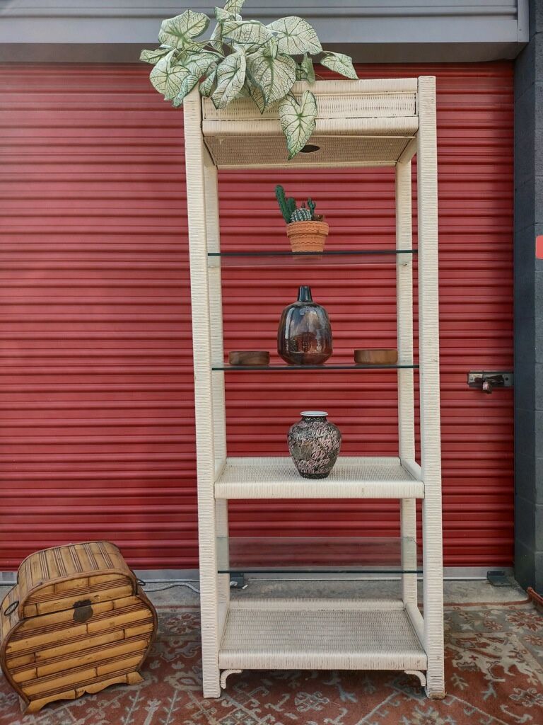 5 Shelf Wicker Display Case With Light