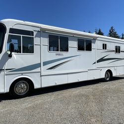 2002 holiday rambler admiral class a Motorhome 33ft double slide pristine condition