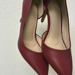 Kelly & Katie Size 7 Driella Pumps Cut Out Kitten Heels Red Pointy Toe Shoes