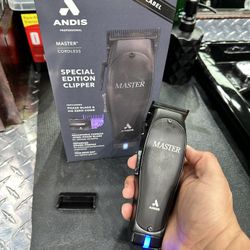 Andis Master Black 