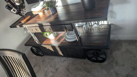 Bar cart