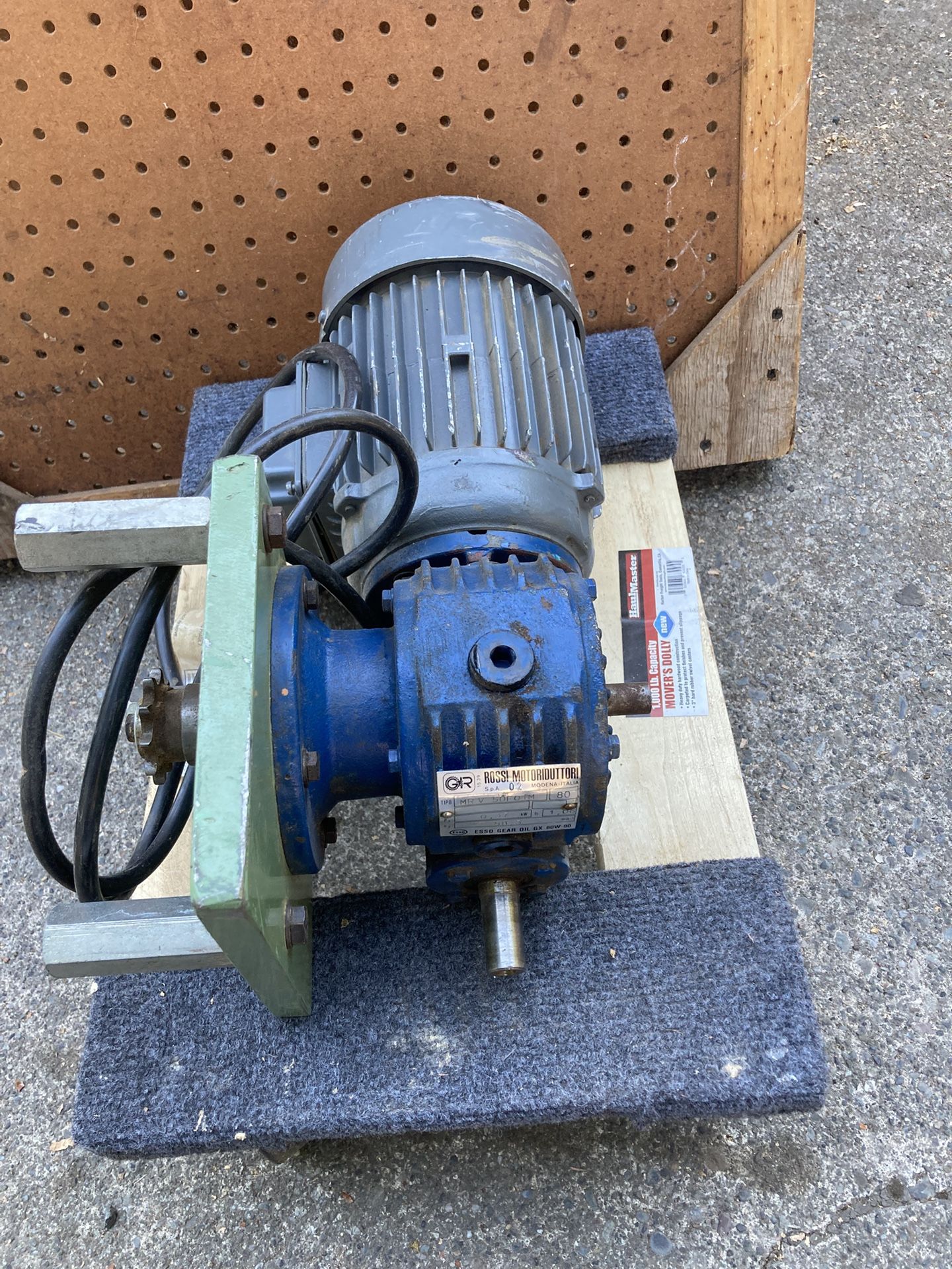 220v 3P Gear Drive See Pics For Plates