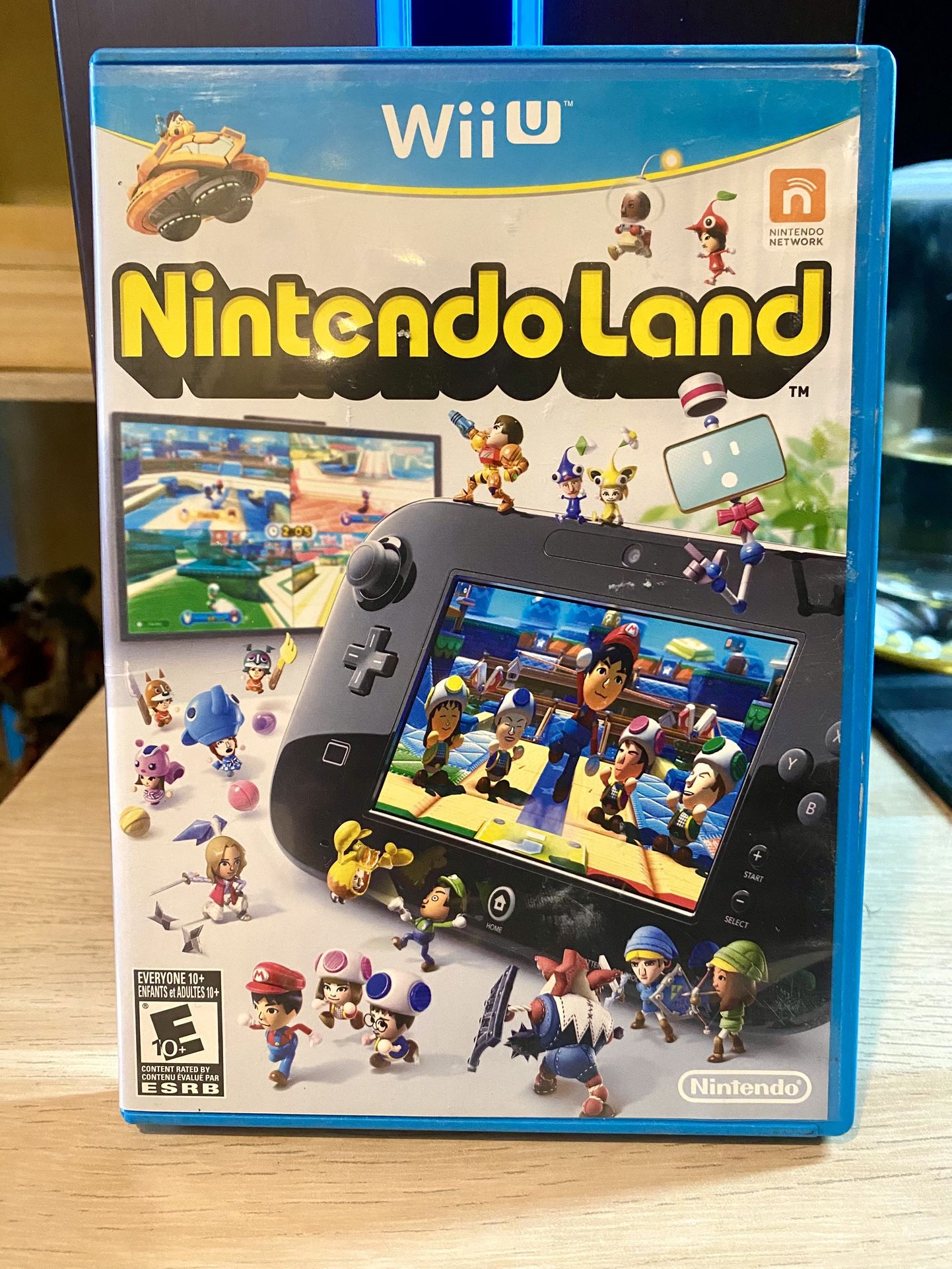 Nintendo Land (Wii U, 2012) Complete w/ Manual CIB Tested