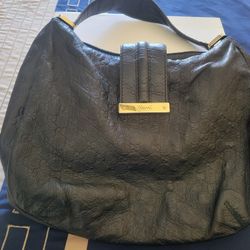Gucci Leather Shoulder Bag
