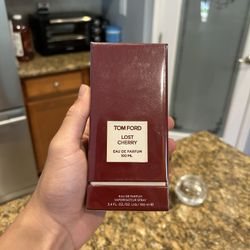 Tom Ford “Lost Cherry”