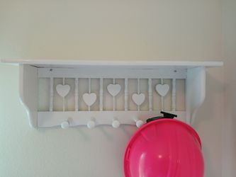 White shelf with 5 peg hanger and hearts cottagecore grannycore
