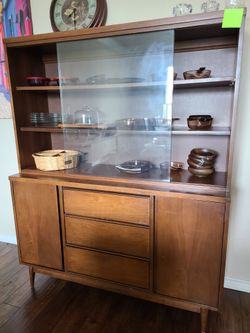 Antigue China Cabinet