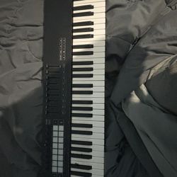 Launchkey 61 Key Midi