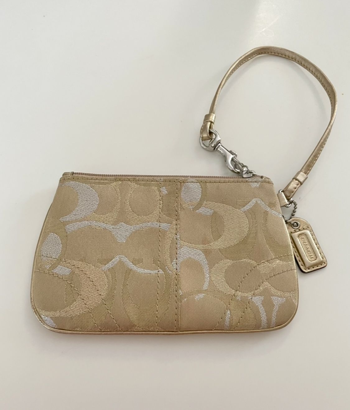 COACH | Vintage Gold/Silver Logo Jacquard Tan Wristlet