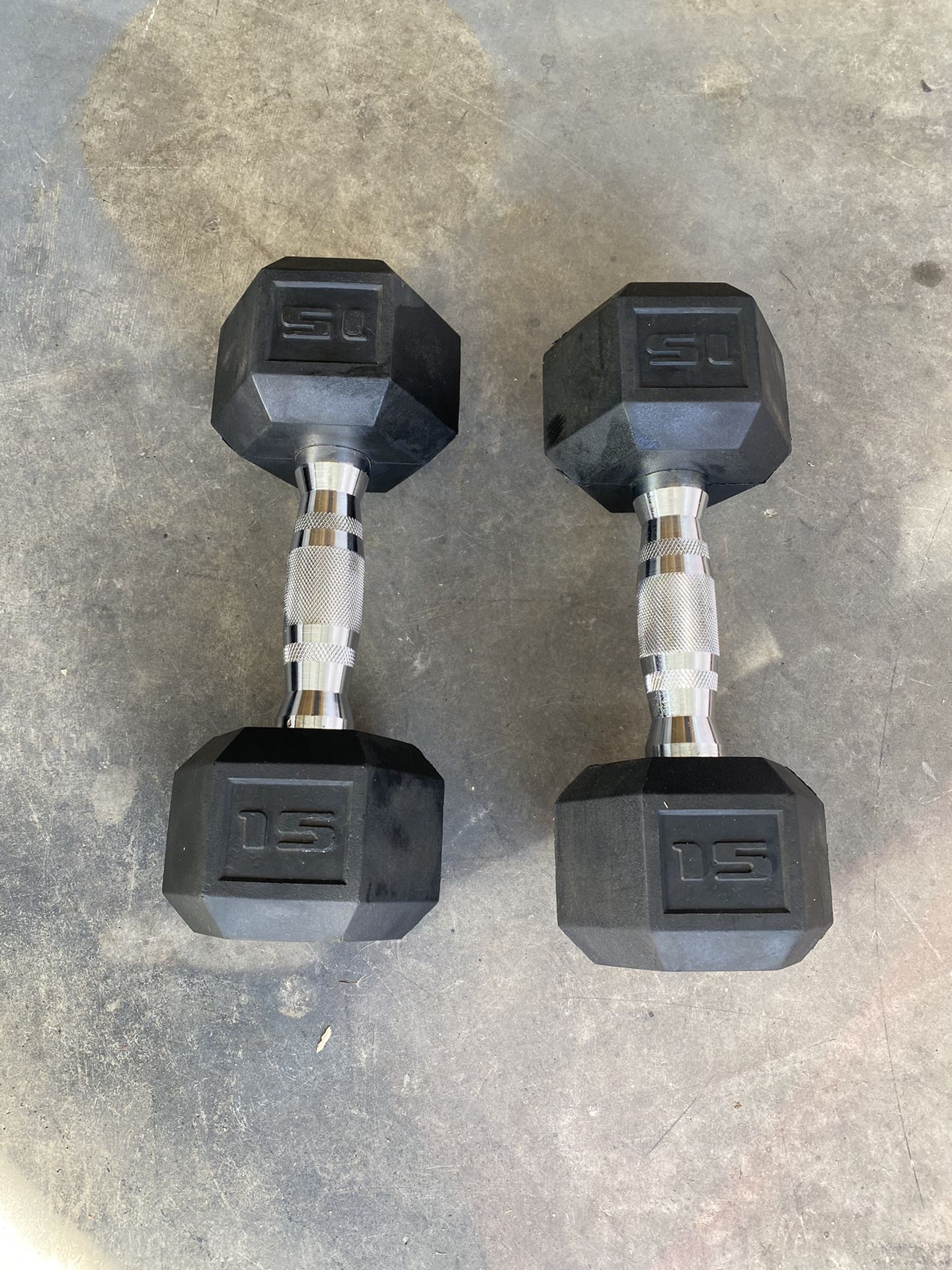 Rubber Coated 15 Pound Dumbbells (new)
