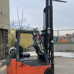 Forklifts 