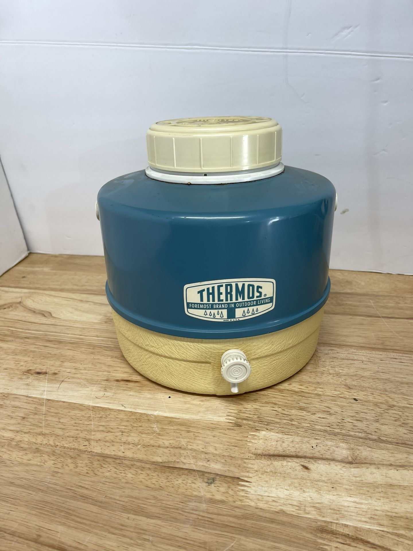 Vintage Thermos 1 Gallon Blue & White Water Jug Camping