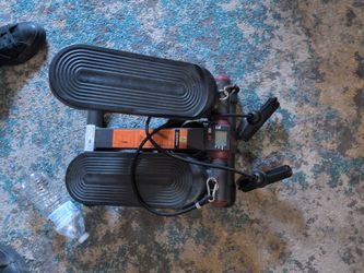 Utryup hydrolic stepper