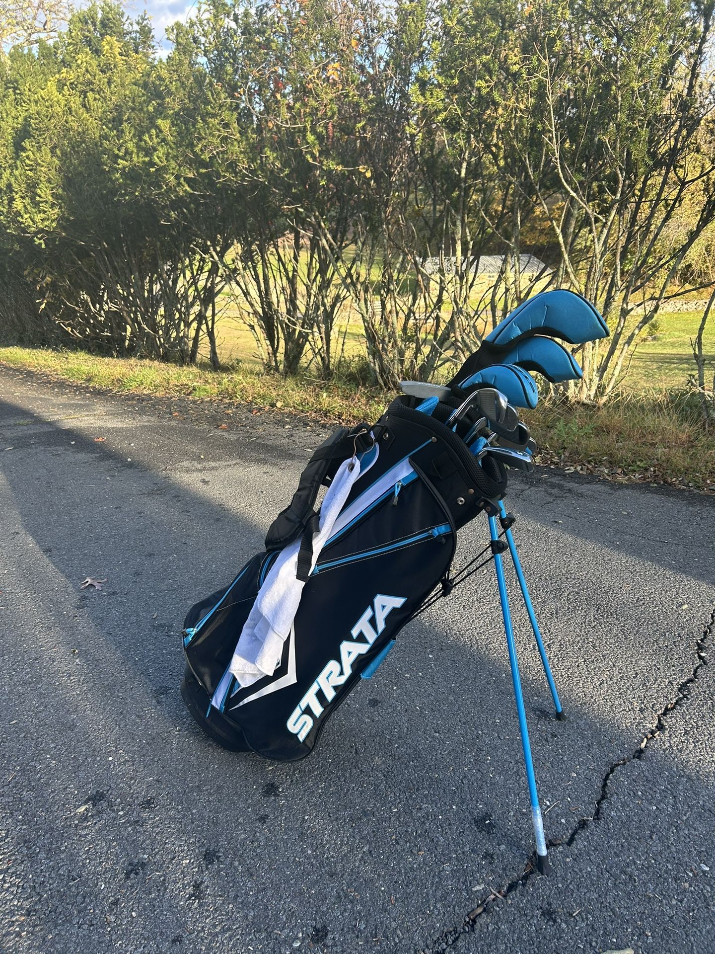 Ladies Callaway Strata Golf Set 