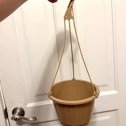 Plastic Hanging Plant Pot