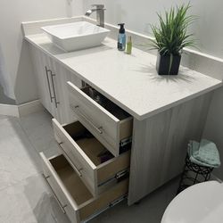 Bathroom Cabinet 