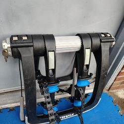 Thule Raceway 9001XT Bike Rack 2 bicycle Carrier, it's like new condition