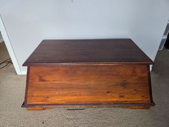 Solid Wood Hope Chest / Blanket Chest