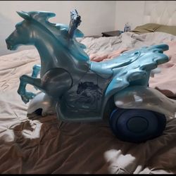 Frozen Ride On Tricycle 