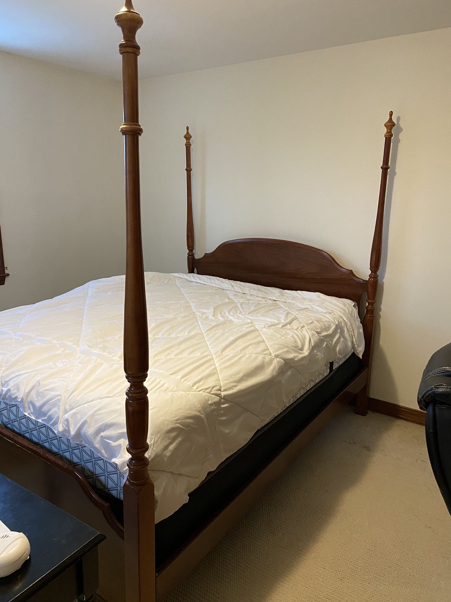 Four Poster Bed