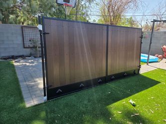 Rv gate