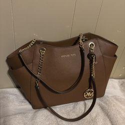Michael Kors Jet Set Large Saffiano Leather Shoulder Bag In Color Luggage 