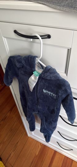 Baby clothes 6-9 months