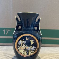 Black And Gold Vase Art Of Chokin With Butterflies And Irises