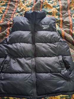 Men's size large puffer vest