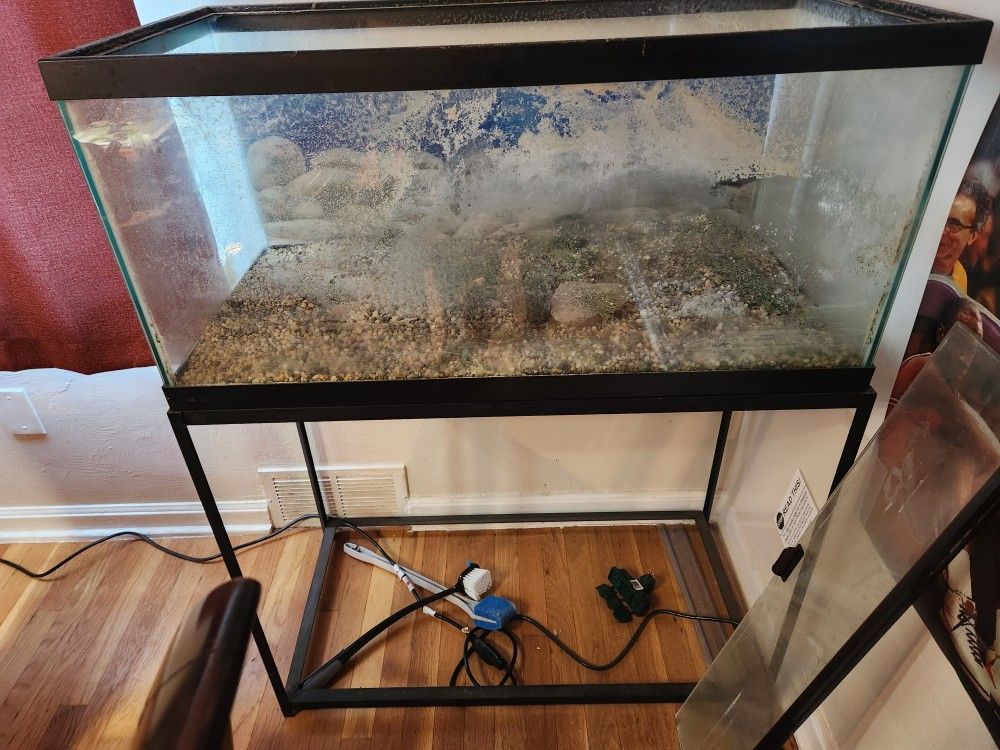 40 Gallon Tank With Stand