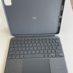Logitech Combo Touch iPad Pro 11-inch (2018, 2020, 2021, 2022) Keyboard Case