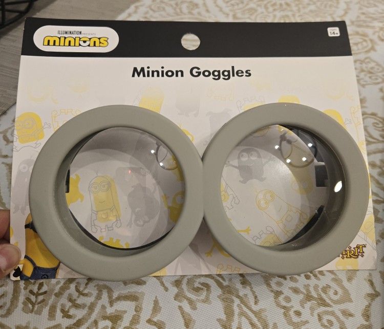 Universal Minion Goggles
