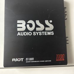 Boss Audio Class A/B Monoblock 1100W Amp 