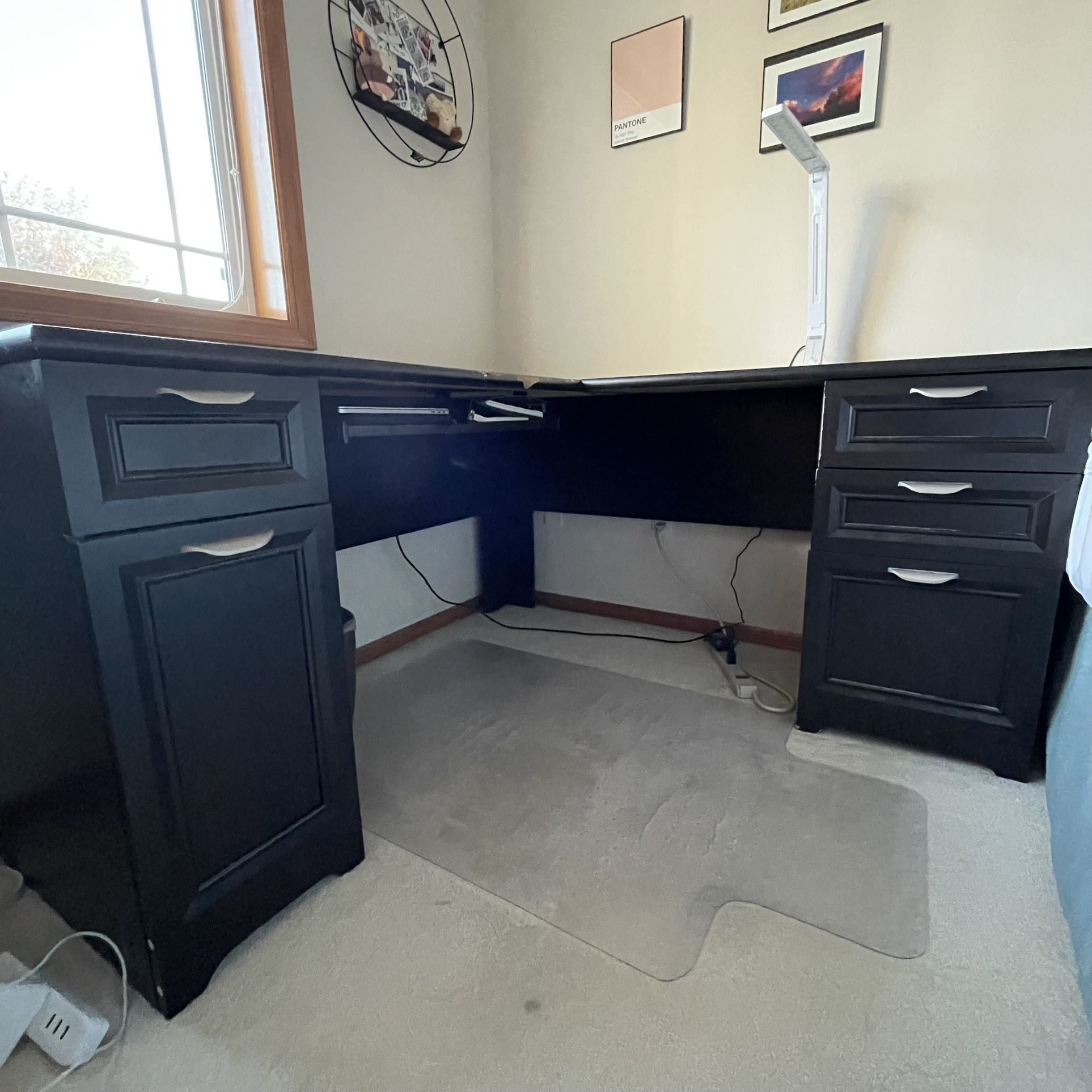 Corner Desk