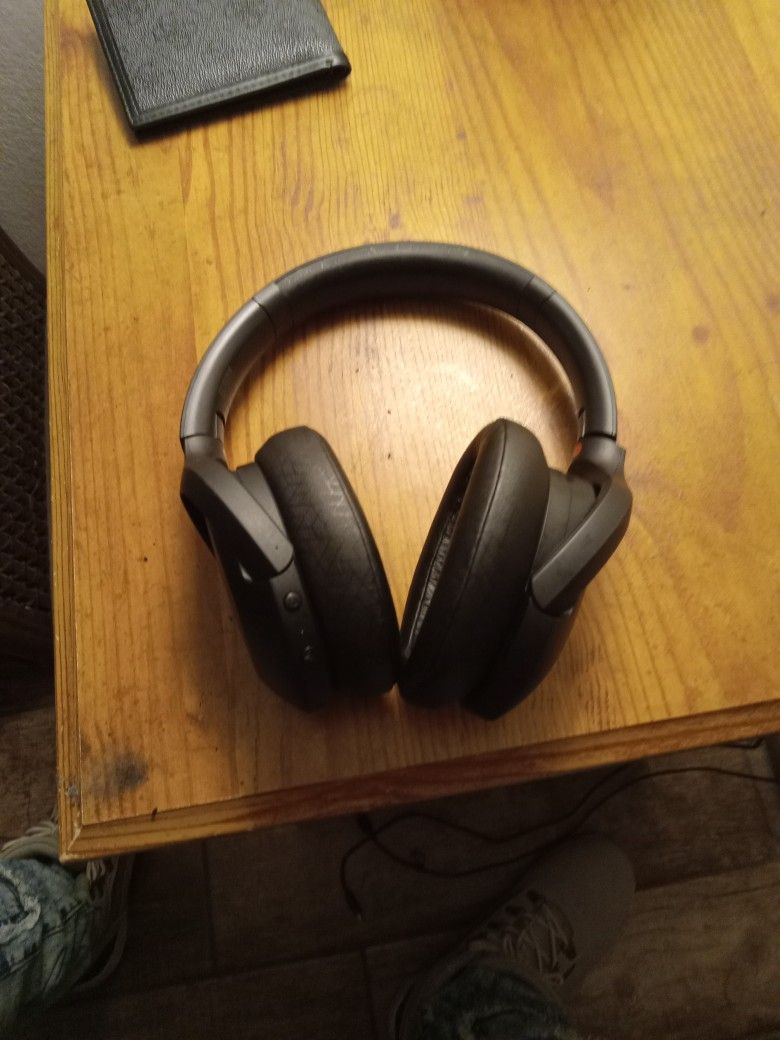 Sony Wh-h91on Hear Wireless Noise Canceling Headphones