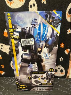 DC Batman Gotham City Guardian Playset toy