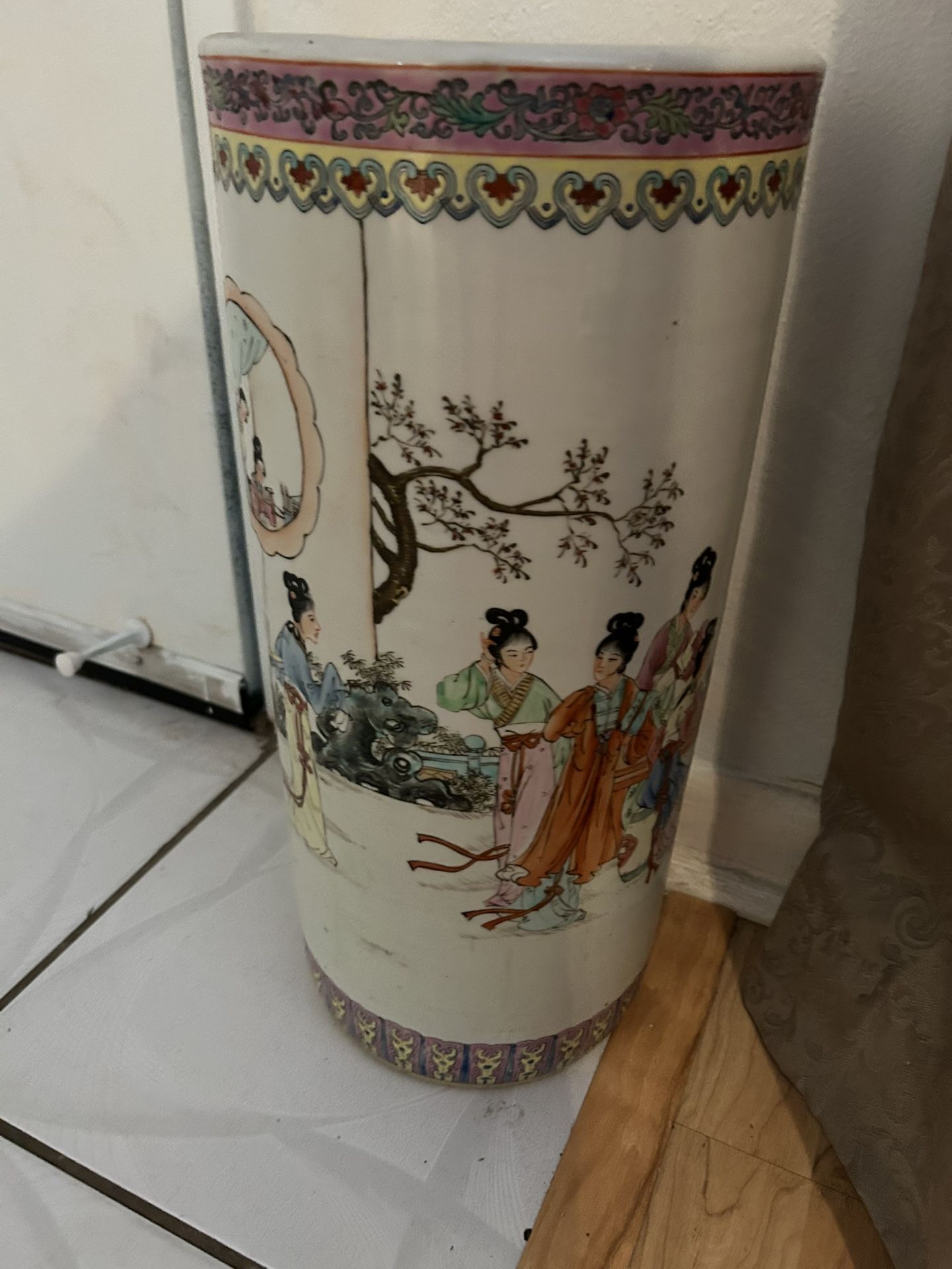 Original from China Chinese umbrella holder