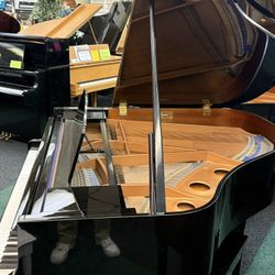 Kawai grand Piano- Mint