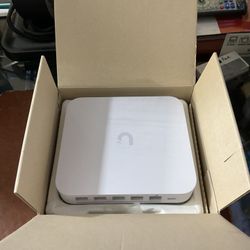 OPEN BOX UBIGUITI GATEWAY MAX UXG NEVER USED