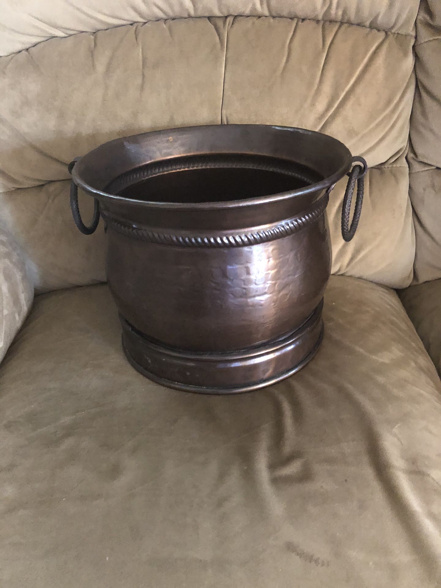 Metal Bronze Pot 10” diameter.