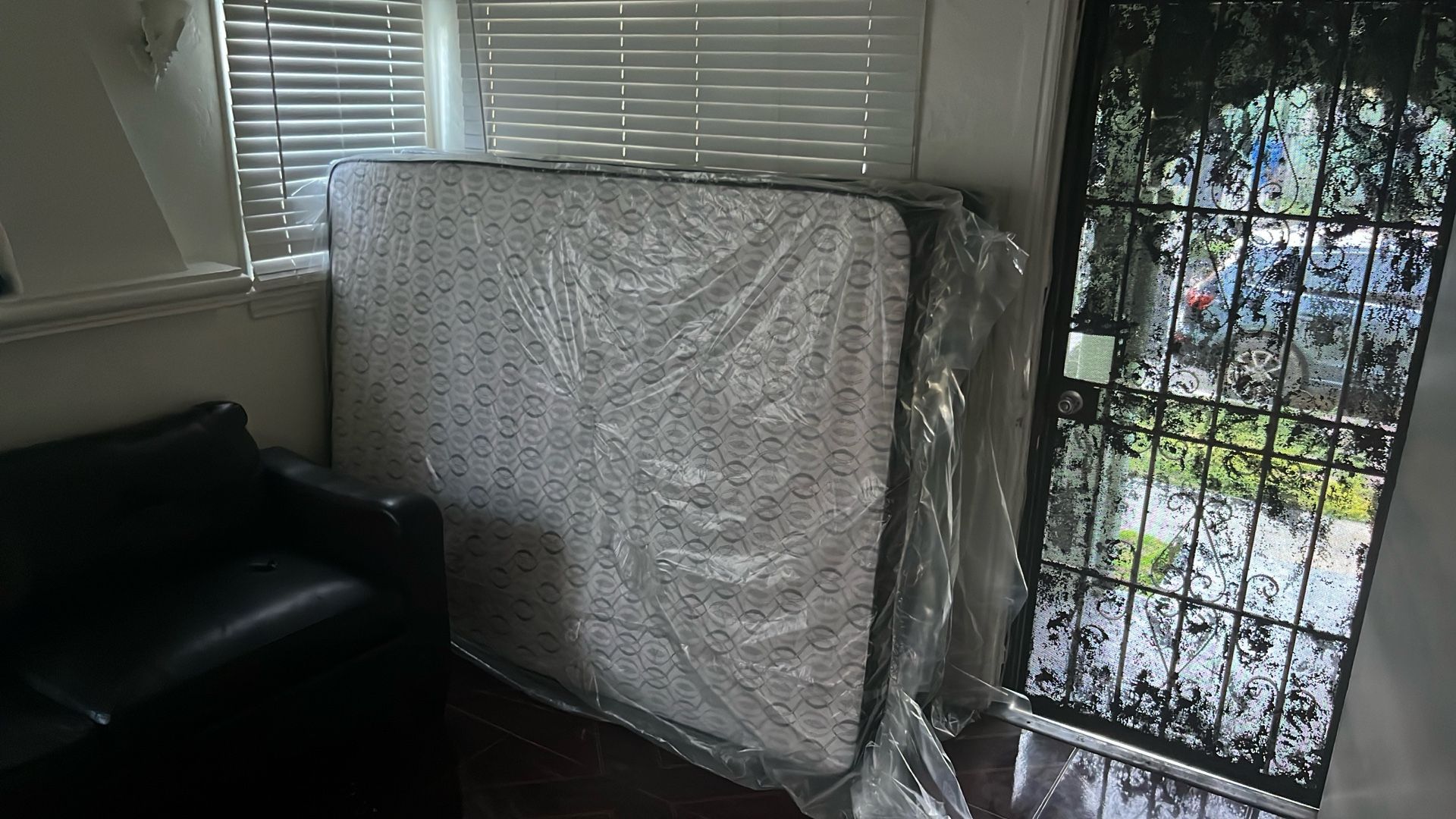 Queen Size Mattress With Box Springs Brand New !!