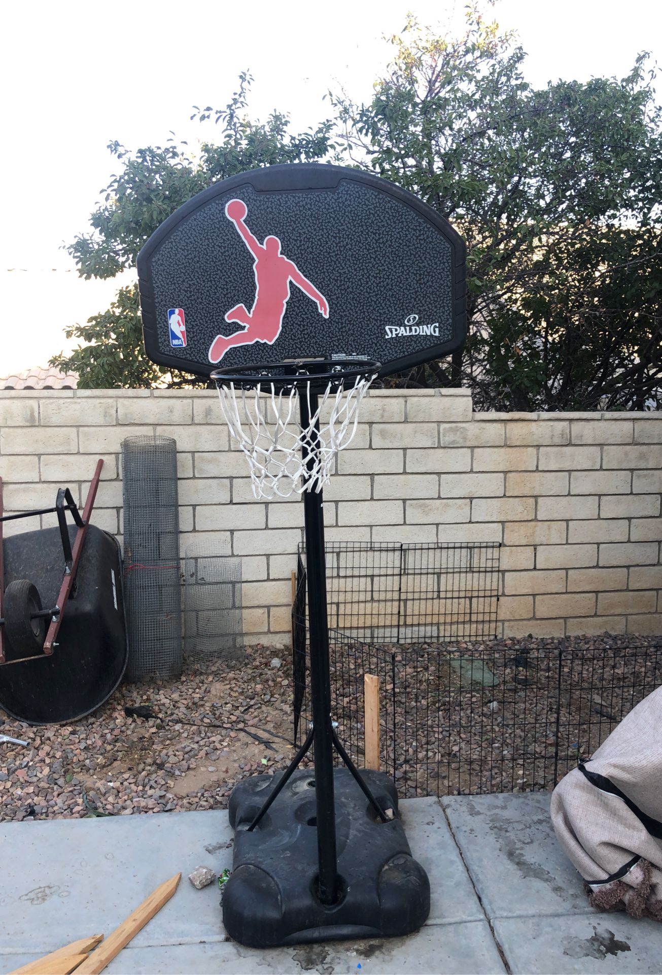 Spalding basketball hoop