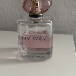 Giorgio Armani Perfume 