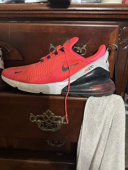 Nike Shoes 10.5