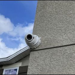 Security Camera Bundle Deal