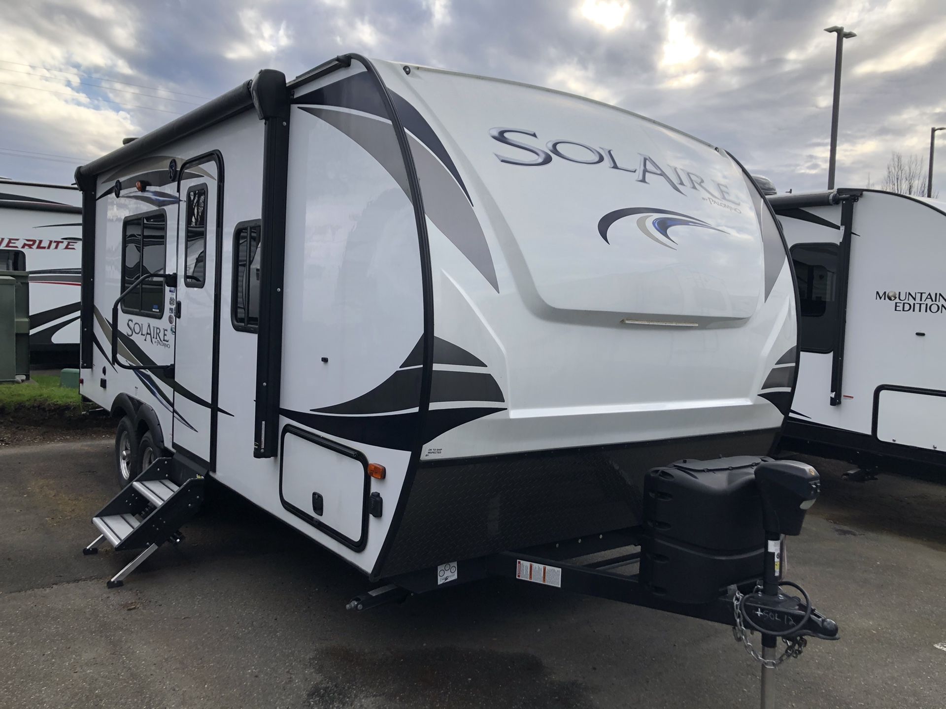 New 2019 Palomino SolAire