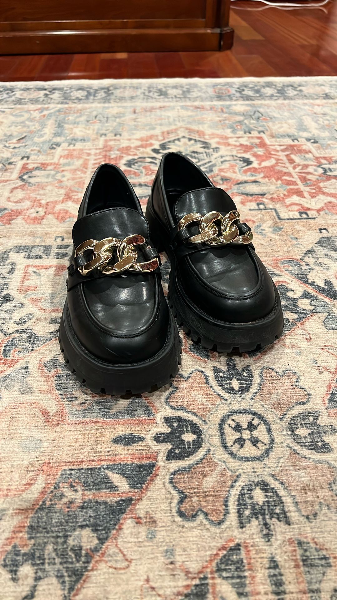 Women’s Black Leather Loafers 7.5