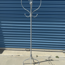 Children’s coat rack