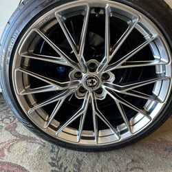HRE FlowForm FF28 Silver Liquid Metal 20” Staggered 